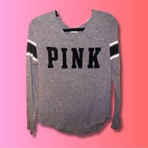 ⚡️3/$30⚡️PINK by Victoria’s Secret Gray Super Soft V-neck Lounge Shirt - Large